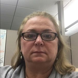 Meet your Posher, Brenda